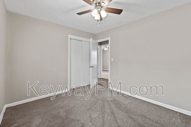 Building Photo - 1823 Pisgah Rd