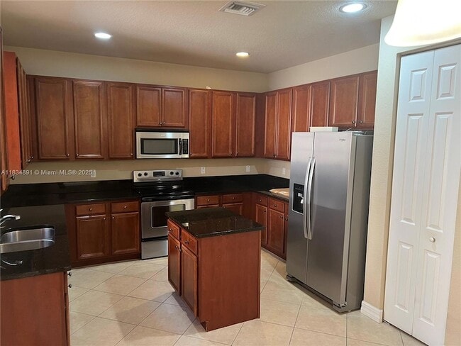 Building Photo - 131 Ennis Ln