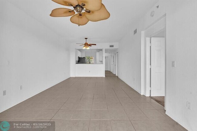 Building Photo - 7765 Yardley Dr