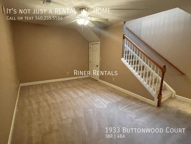 Building Photo - 1933 Buttonwood Ct