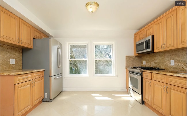 Building Photo - 821 Palmer Rd