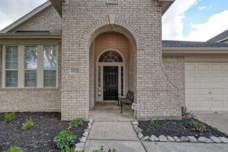 Building Photo - 6923 Grants Hollow Ln
