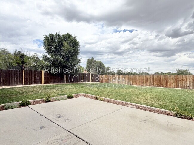 Building Photo - 7270 Araia Dr