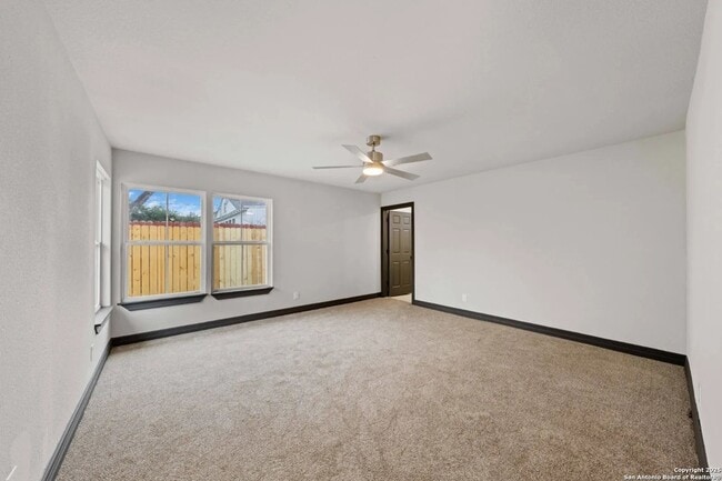 Building Photo - 2643 W Gramercy Pl