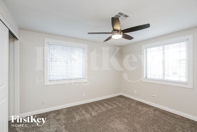 Building Photo - 2304 Kachina Ct