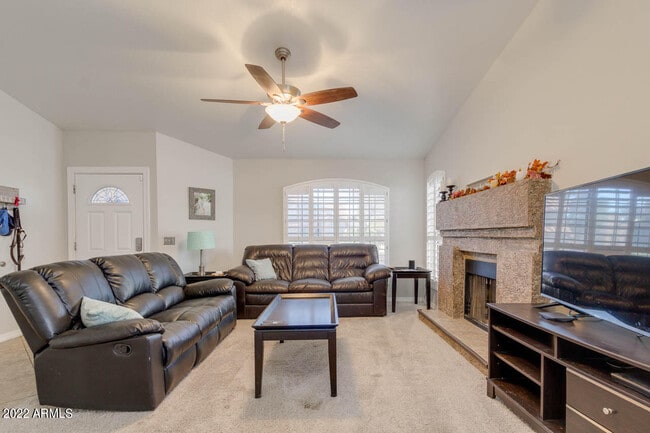 Building Photo - 12719 N 72nd Ave