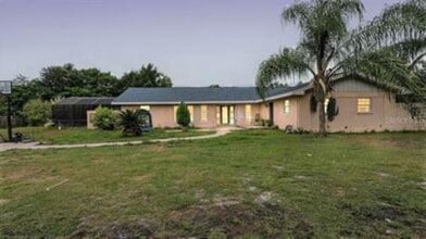 Building Photo - 1674 Louis Dr