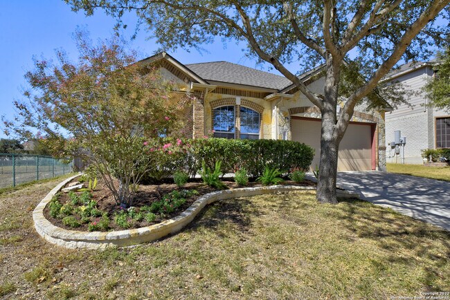 Building Photo - 26207 Lost Creek Way