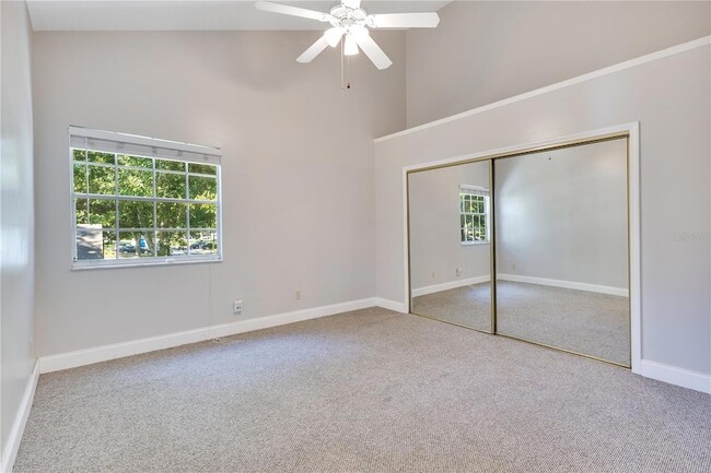 Building Photo - 955 Forest Ridge Ct