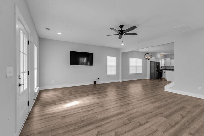 Building Photo - Beautiful Home in Hamlet at Carothers Cros...