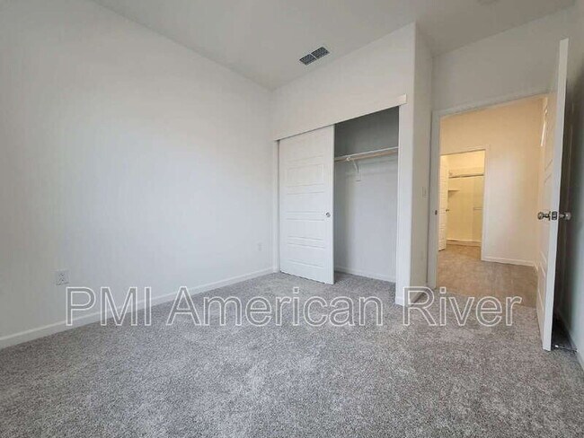 Building Photo - 7431 Chadbourne Wy