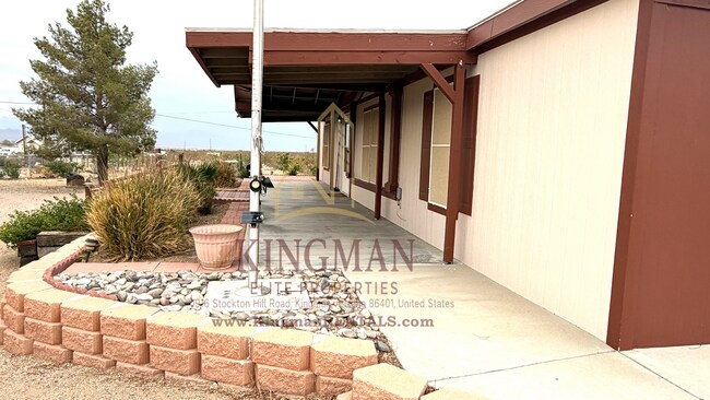Building Photo - 4085 Dewey Rd