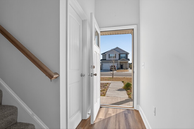 Building Photo - 20 Centennial Ct