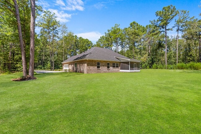 Building Photo - 1253 E Hampton Dr