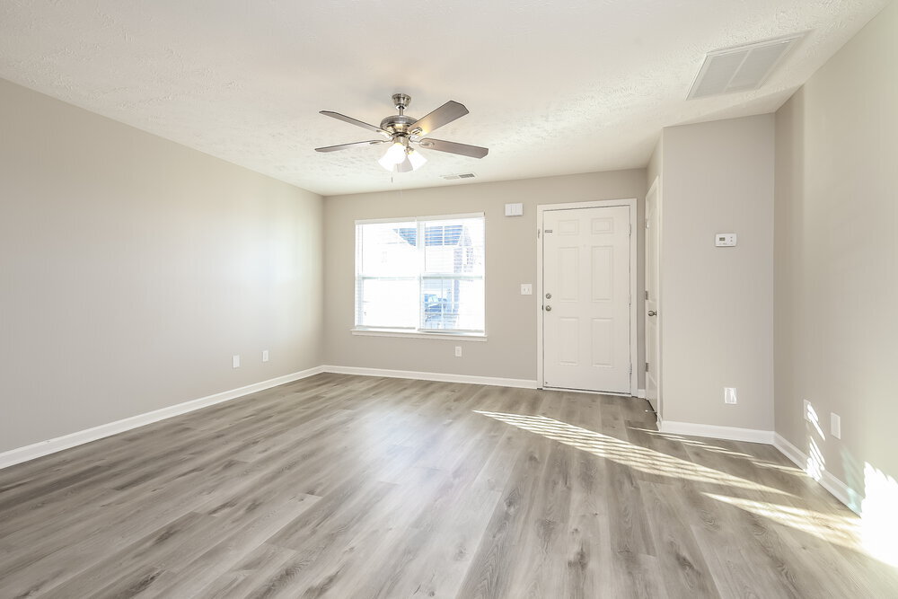 Building Photo - 8481 Lawson Dr
