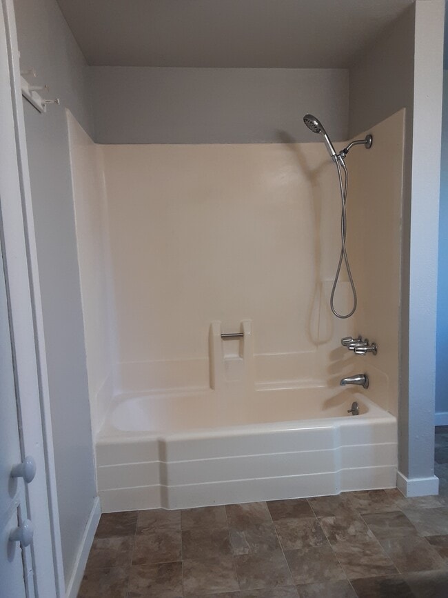 Building Photo - 1323 Washington St