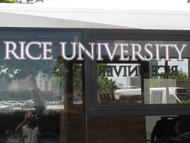 Building Photo - 4008 Tennyson St