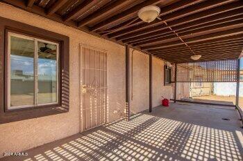 Building Photo - 121 E la Cienega Ave