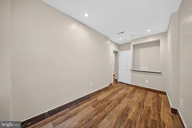 Building Photo - 817 6th St NW