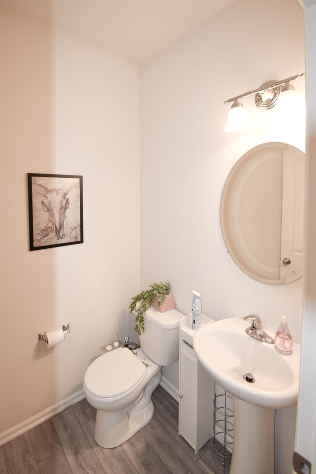 Building Photo - 4721 Joppa St SW