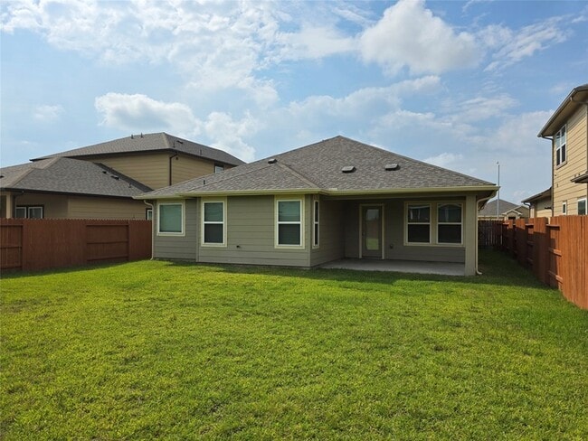 Building Photo - 2011 Cherryvale Dr