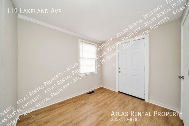 Building Photo - 119 Lakeland Ave