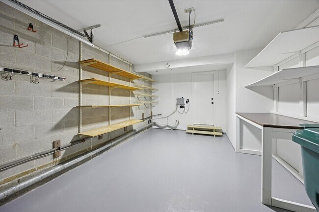Building Photo - 128 Granite Hill Ct