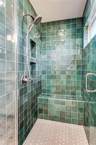 Building Photo - 3233 Sandage Ave