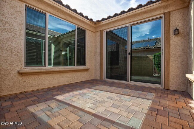 Building Photo - 21883 N 263rd Dr