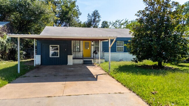 Building Photo - 3 Bedroom Rent to Own Home Available!