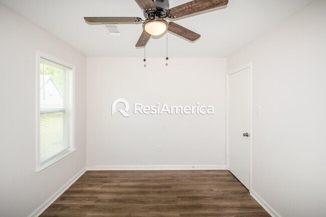 Building Photo - Newly Renovated 3BR/2B home in Millington