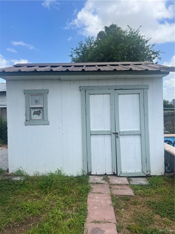 Building Photo - 12802 Apache Dr