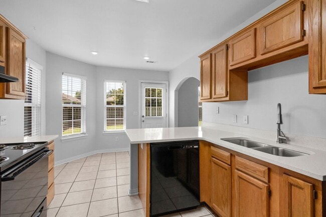 Building Photo - Great Location 3 Bedroom in Bentonville!
