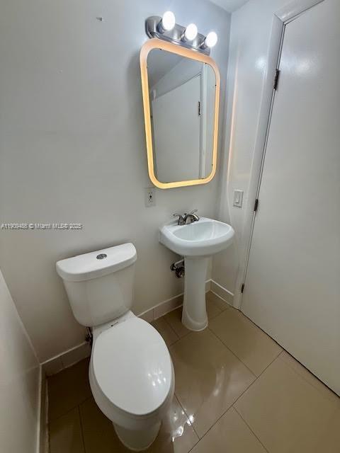 Building Photo - 6966 Byron Ave