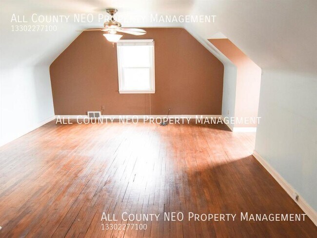 Building Photo - 1569 W Market St