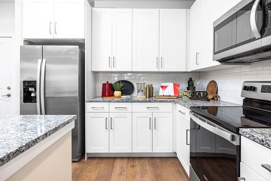 Kitchen Island and Tile Backsplash |The Station at San Marco| Jacksonville, FL - The Station at San Marco