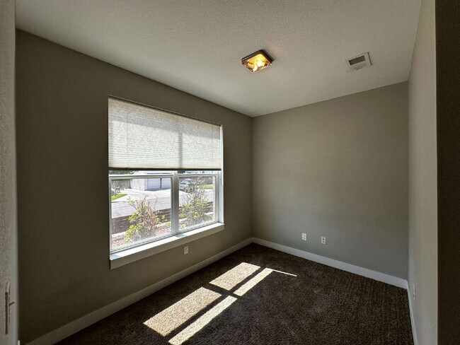 Building Photo - "Experience Modern Comfort: Spacious 2-Bed...