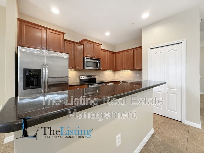 Building Photo - 8623 Andalucia Field Dr