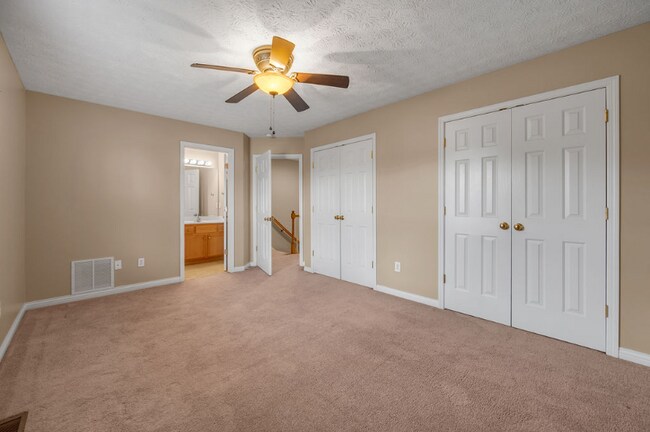 Building Photo - 1022 Fiddler Creek Way