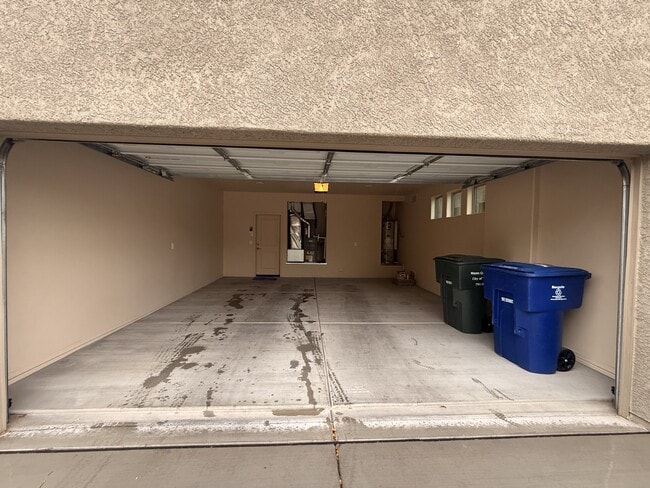 Building Photo - 4239 E Columbus Park Pl