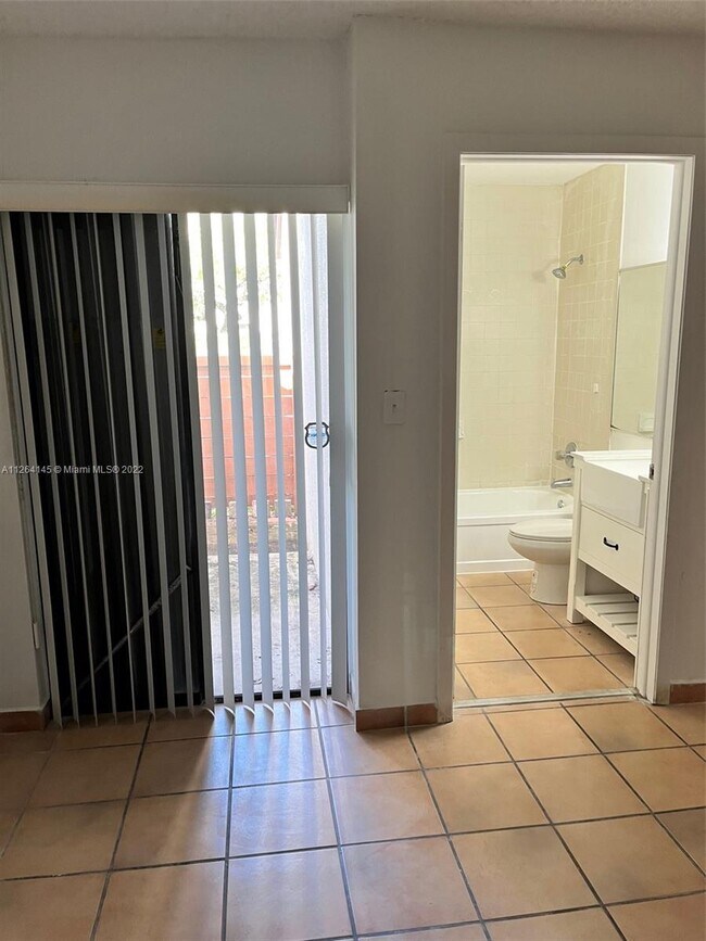 Building Photo - 7515 SW 153rd Ct