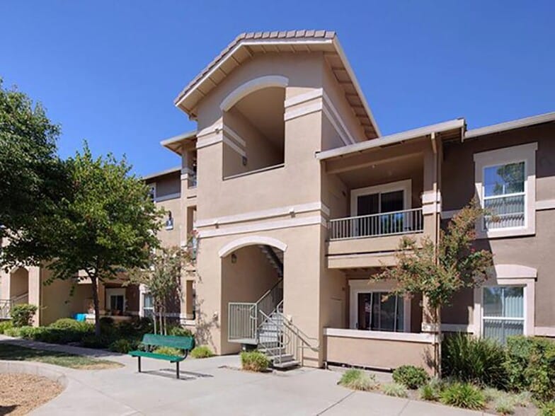 Building Photo - Natomas Park