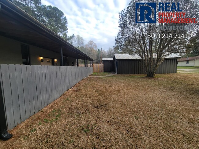 Building Photo - 4100 Driskill Dr