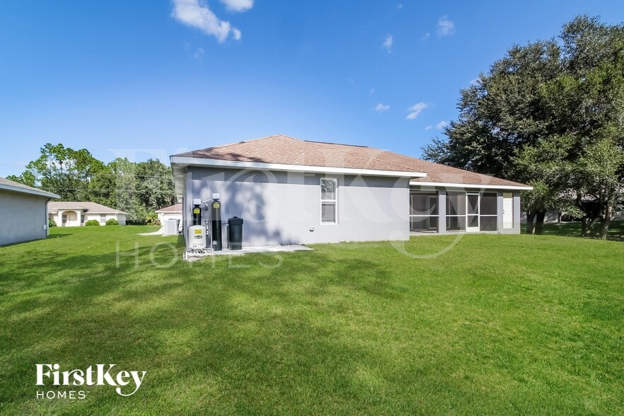 Building Photo - 1406 Glenan Rd