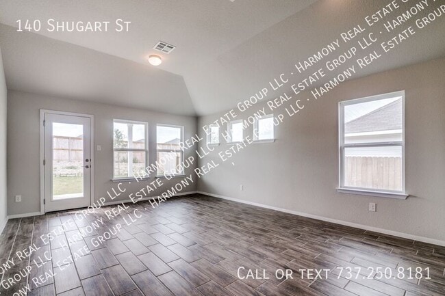 Building Photo - 140 Shugart St