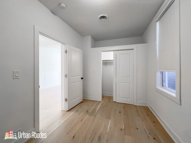 Building Photo - 2129 N Bingham St
