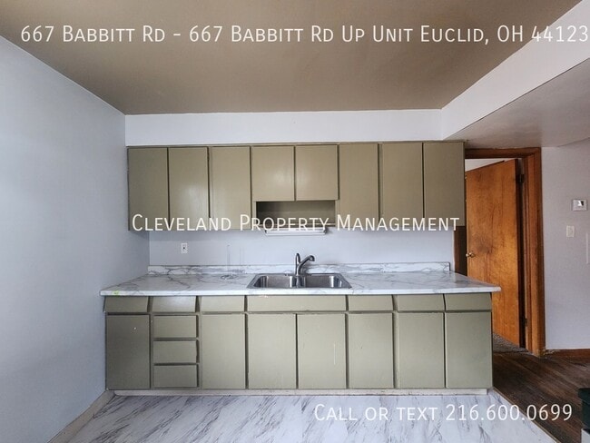 Building Photo - 667 Babbitt Rd