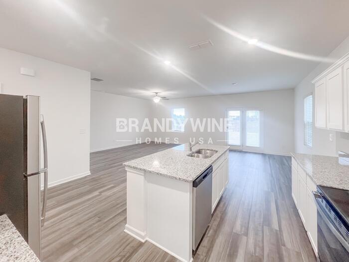 Building Photo - 56 Otway Lp