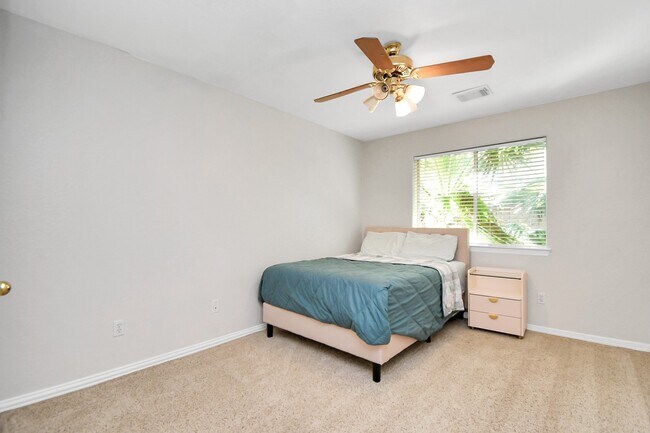 Building Photo - 3506 Paluxy Cir