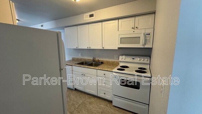 Building Photo - 3414 S 300 E